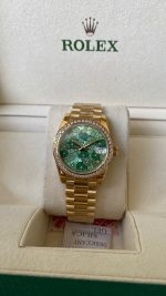 Rolex Datejust 31 Yellow Gold Olive Green Floral Motif Diamond Bezel M278288RBR 0038 - Image 4