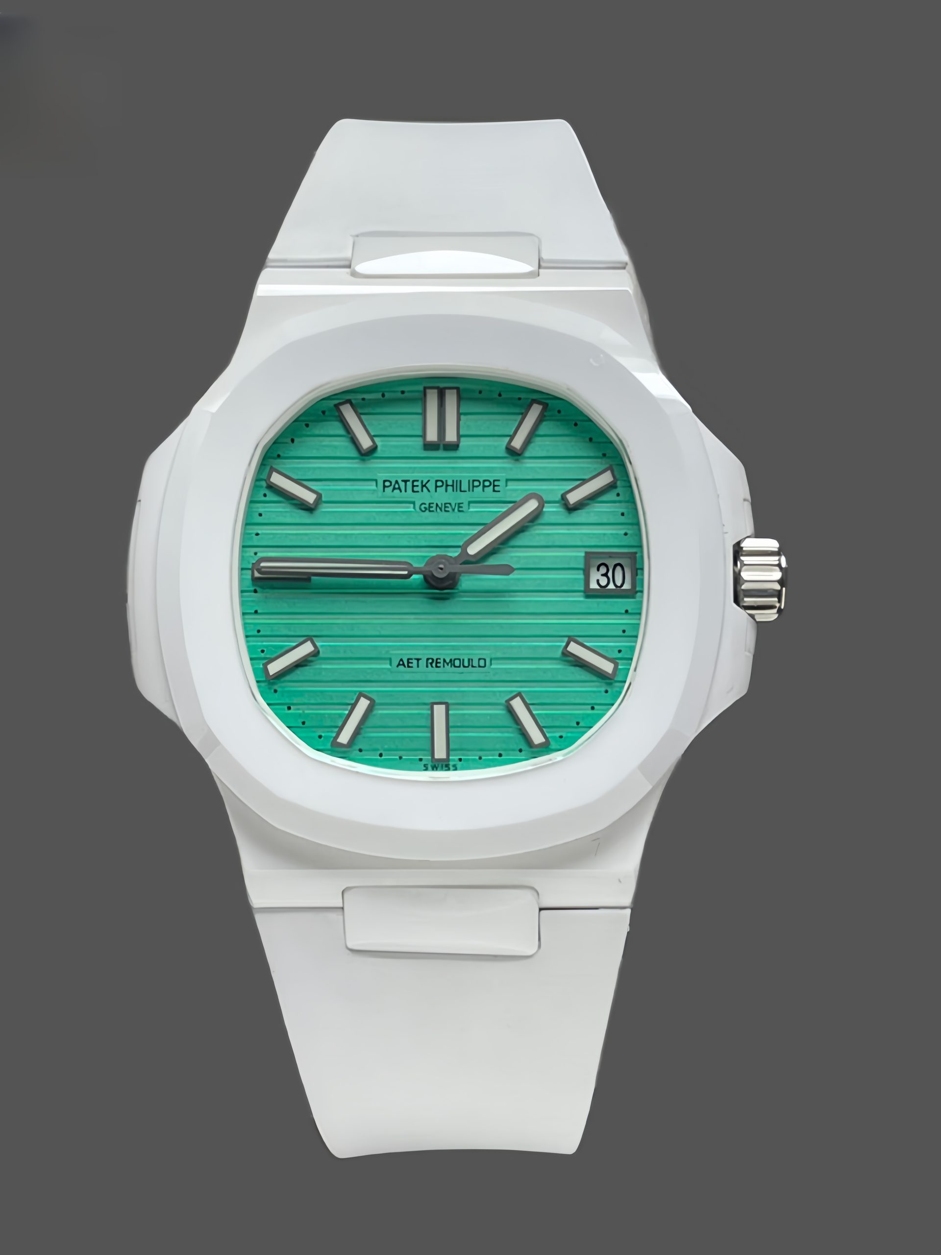 799E9FAB-10A1-0723-03AD-8D7377BE469F Patek Philippe Nautilus Green Dial 5711 40MM Watch - Image 1