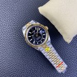 Rolex Sky Dweller 42 Oystersteel and Yellow Gold M336933 0004 Men's Watch - Image 8