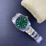 Rolex Oyster Perpetual 41 Green Dial 124300 0005 Men's Watch - Image 9