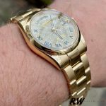 Rolex Day-Date 118238 Yellow Gold Pave diamond dial 36mm Unisex Replica Watch - Image 3