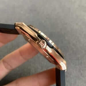 Hublot Classic Fusion 542.OX.1180.RX "King Gold" High Fidelity Replica - Image 4