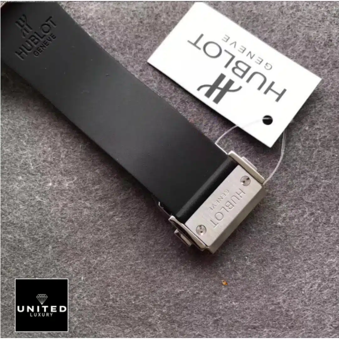 Audemars Piguet Royal Oak Openworked 411.JX.1170.RX "Diamond" Exact Replica 1:1 Yeni Proje 4 8 Hublot bigbang silicon rubber Replica grey backgorund and label card