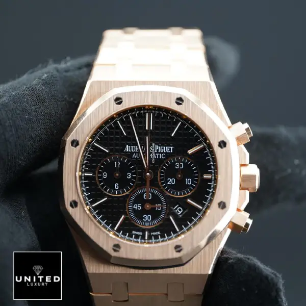 Audemars Piguet Royal Oak Offshore 26320OR.OO.D002CR Superior Copy 1:1 audemars piguet rose gold on the hand Audemars Piguet Royal Oak Offshore 26320OR.OO.D002CR Superior Copy 1:1 audemars piguet rose gold on the hand