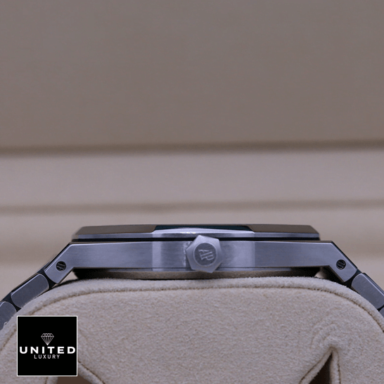 Audemars Piguet Royal Oak Flying Tourbillon 26515OR.OO.1220OR.01 Precision Clone audemars piguet royal oak 26510ST.OO .1220ST.01 replica rightside Audemars Piguet Royal Oak 26510ST.OO_.1220ST.01- Steel Case Replica side view