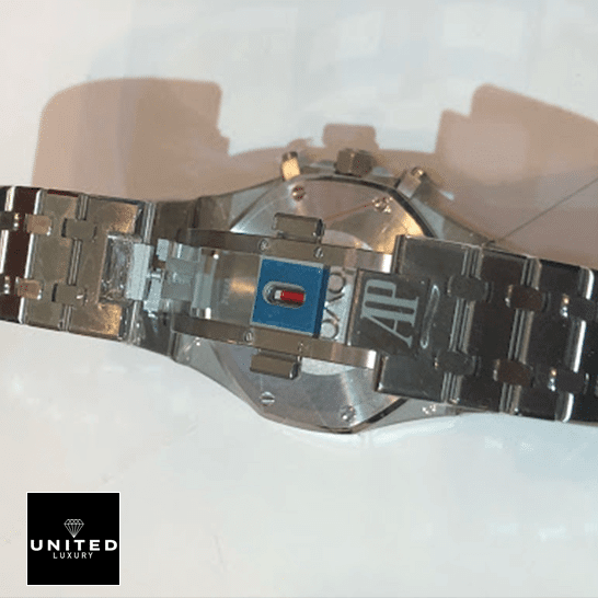 AP Royal Oak Chronograph 26331ST Supreme Clone Quality audemars piguet royal unitedluzury man Audemars Piguet Stainless Steel Bracelet Replica opened clasp white background