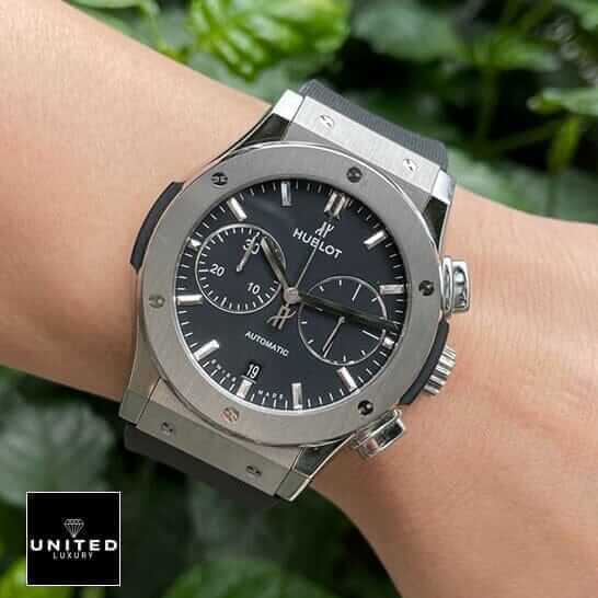 Hublot Classic Fusion 521.NX.7071.LR "Racing Grey" First-Class Clone hublot leather strap replica 2 Hublot Classic Fusion Black Dial Steel Bezel Replica on the man wrist