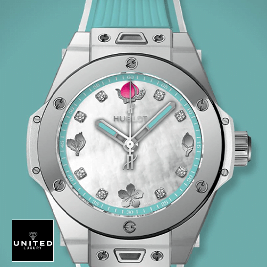 Rolex Submariner "Black Dial" 465.SE.6070.RW.CHM17 Elite Super Clone hublot big bang one click chen man 465 SE 6070 RW CHM17 replica front three Hublot Big Bang One Click White Dial Blue Rubber Bracelet Replica blue background