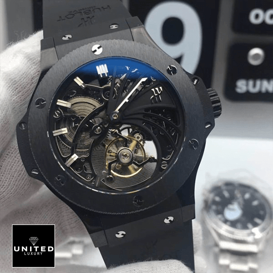 Hublot Classic 411.JX.1170.RX "Carlo Crocco" Mirror Clone Quality hublot is a famous founded ground Hublot Classic 411.JX.1170.RX "Carlo Crocco" Mirror Clone Quality hublot is a famous founded ground