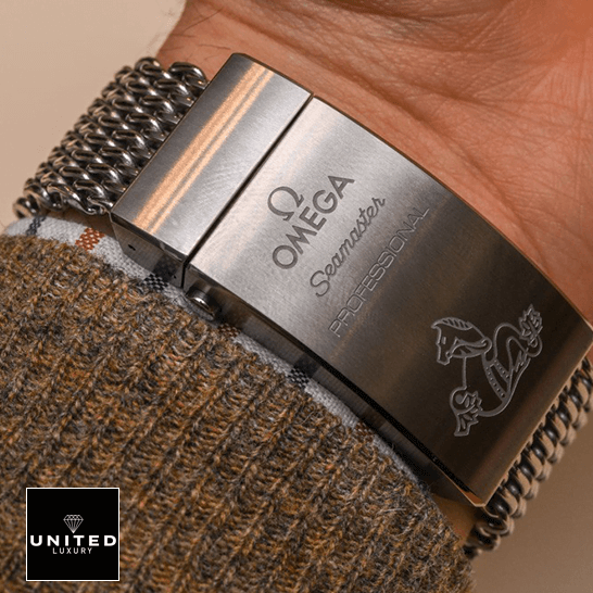 Omega Seamaster Ploprof Titanium 227.90.55.21.99.001 "Ploprof" Luxury Clone Quality omega seamaster ploprof 227.90.55.21.99.001 replica clasp Omega Seamaster Professıonal Steel Clasp Replica pn the man wrist