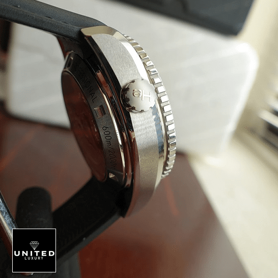 Omega Seamaster Planet Ocean Co-Axial Chronograph 232.32.46.51.01.003 Top Replica 1:1 omega seamasterplanetocean 232.32.46.51.01.003 replica leftside Omega Seamaster Stainless Steel Case Replica side view crown on the omega logo